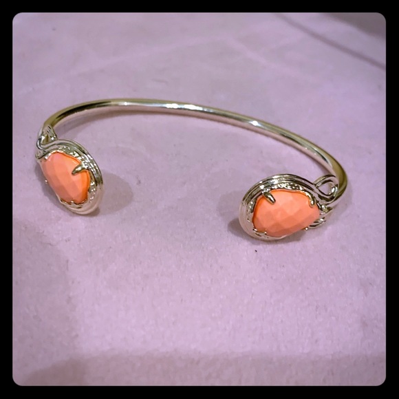 Kendra Scott Jewelry - NEVER USED/ Kendra Scott Gold plated cuff bracelet